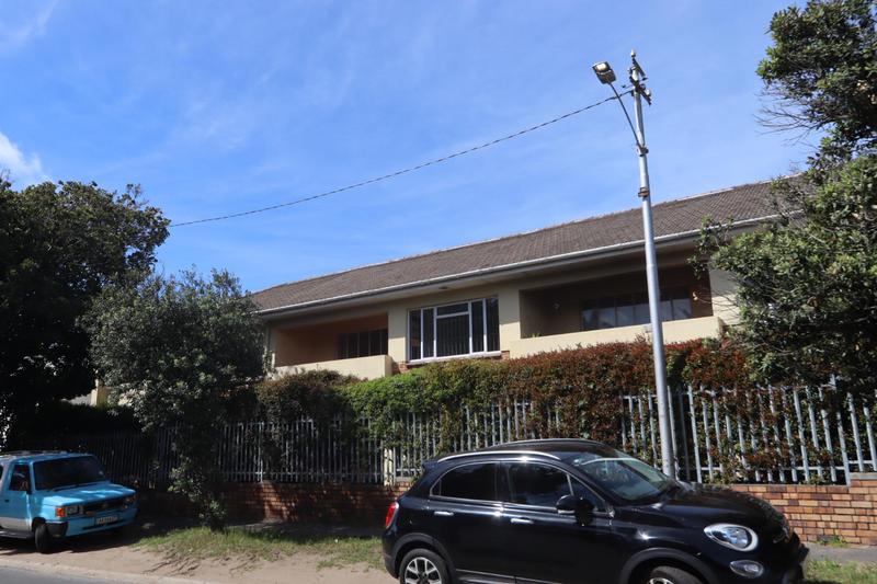 To Let 2 Bedroom Property for Rent in Lansdowne Western Cape
